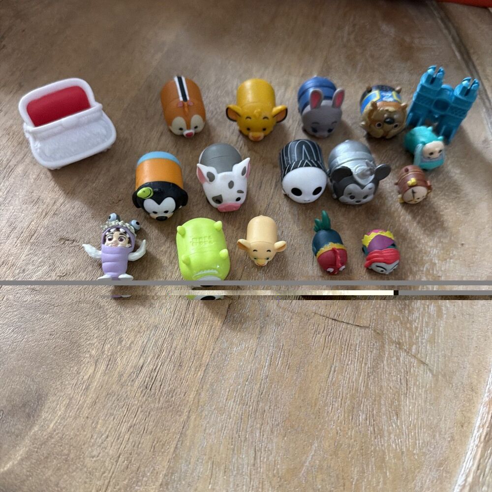 Lot of 15 Tsum Tsum Small Mini Figures Disney Monsters Lion King Chipmunk